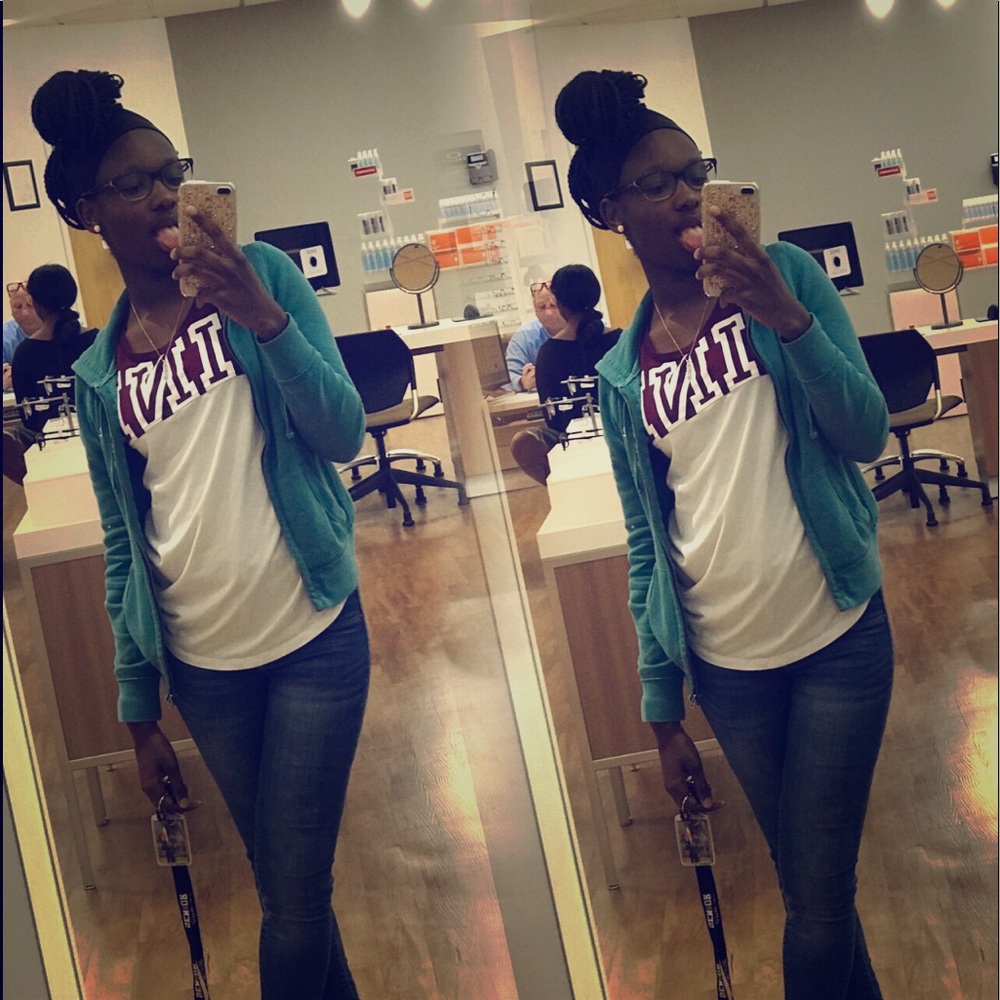 Meet your Posher, Megan